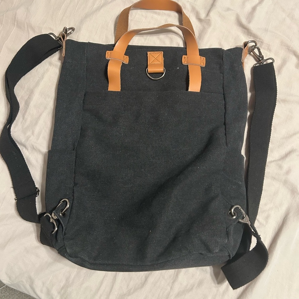 Pragma Stylish Black and Tan handle Bag